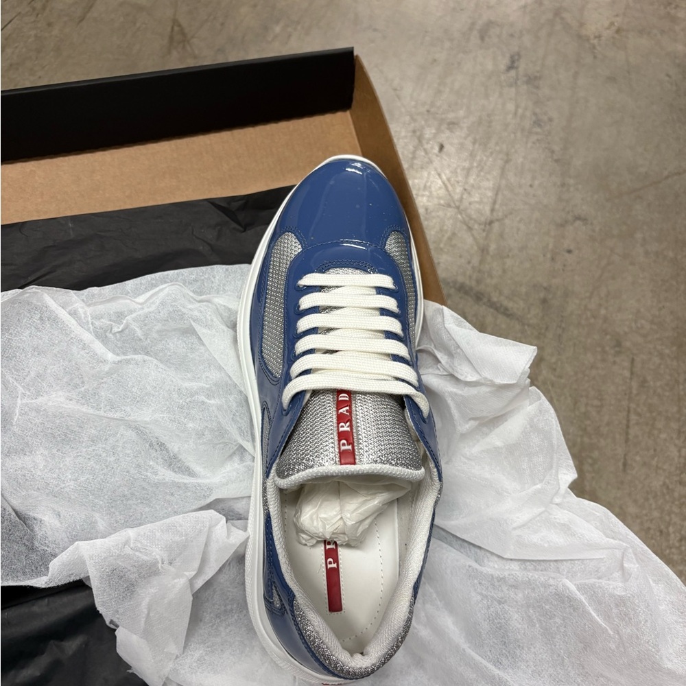 Saks Fifth Avenue Men's Blue and White Sneakers